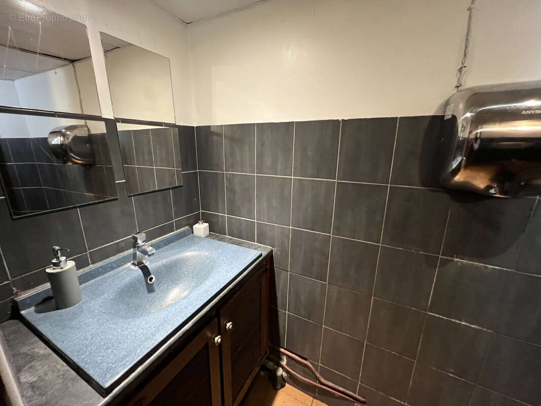 Commerce à SAINT-MAUR-DES-FOSSES