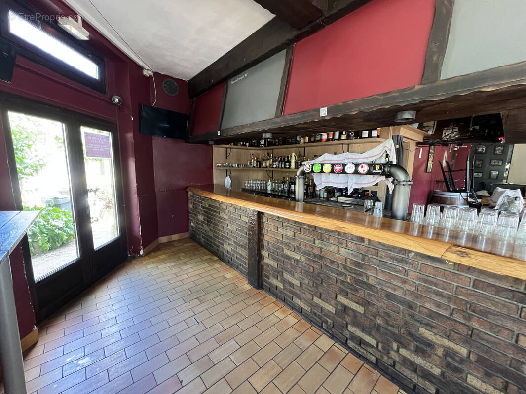 Commerce à SAINT-MAUR-DES-FOSSES