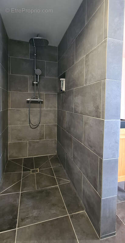 Maison à SAINT-JEURES