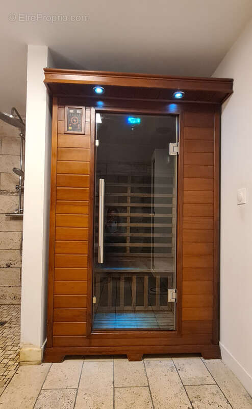 Maison à SAINT-JEURES