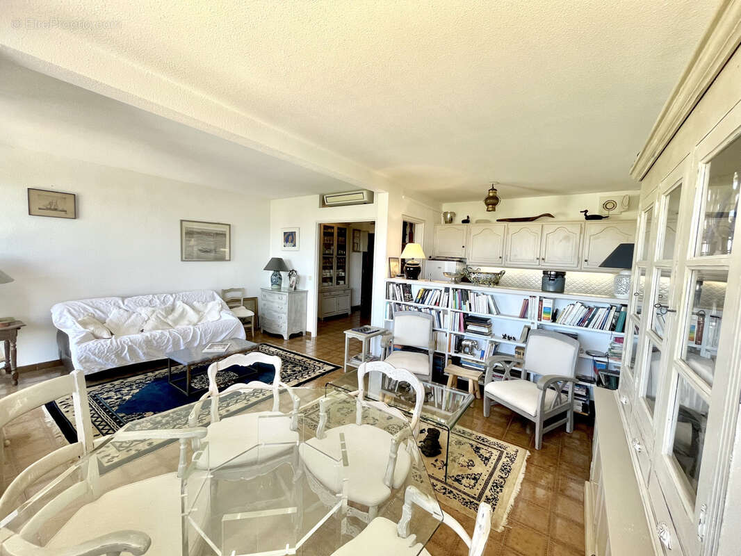 Appartement à SAINT-TROPEZ