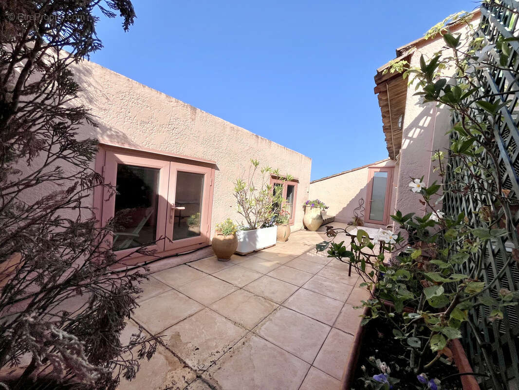 Appartement à SAINT-TROPEZ