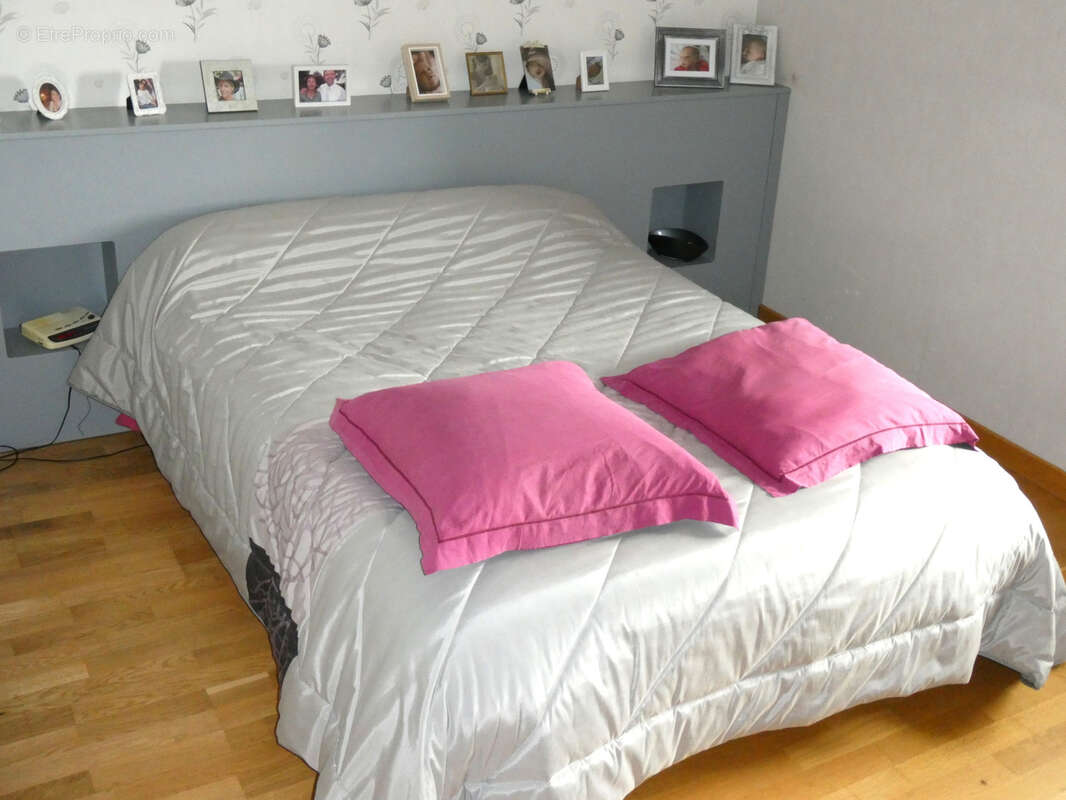 Maison à SAINT-HILAIRE-DU-HARCOUET