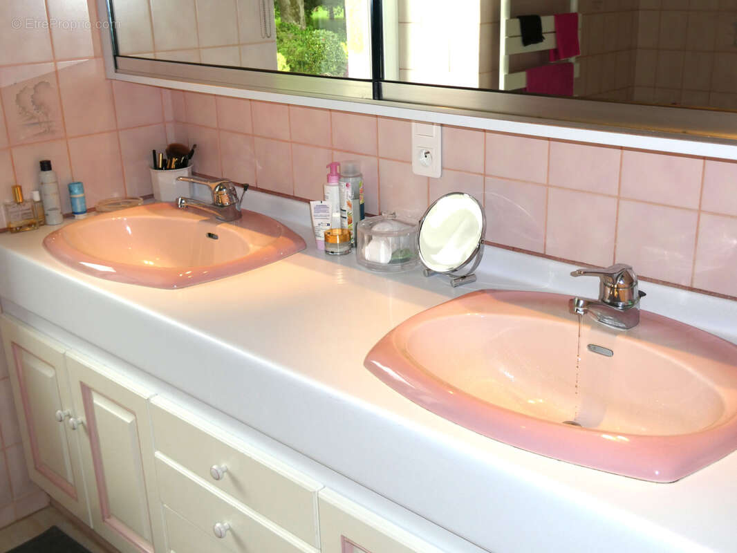 Maison à SAINT-HILAIRE-DU-HARCOUET