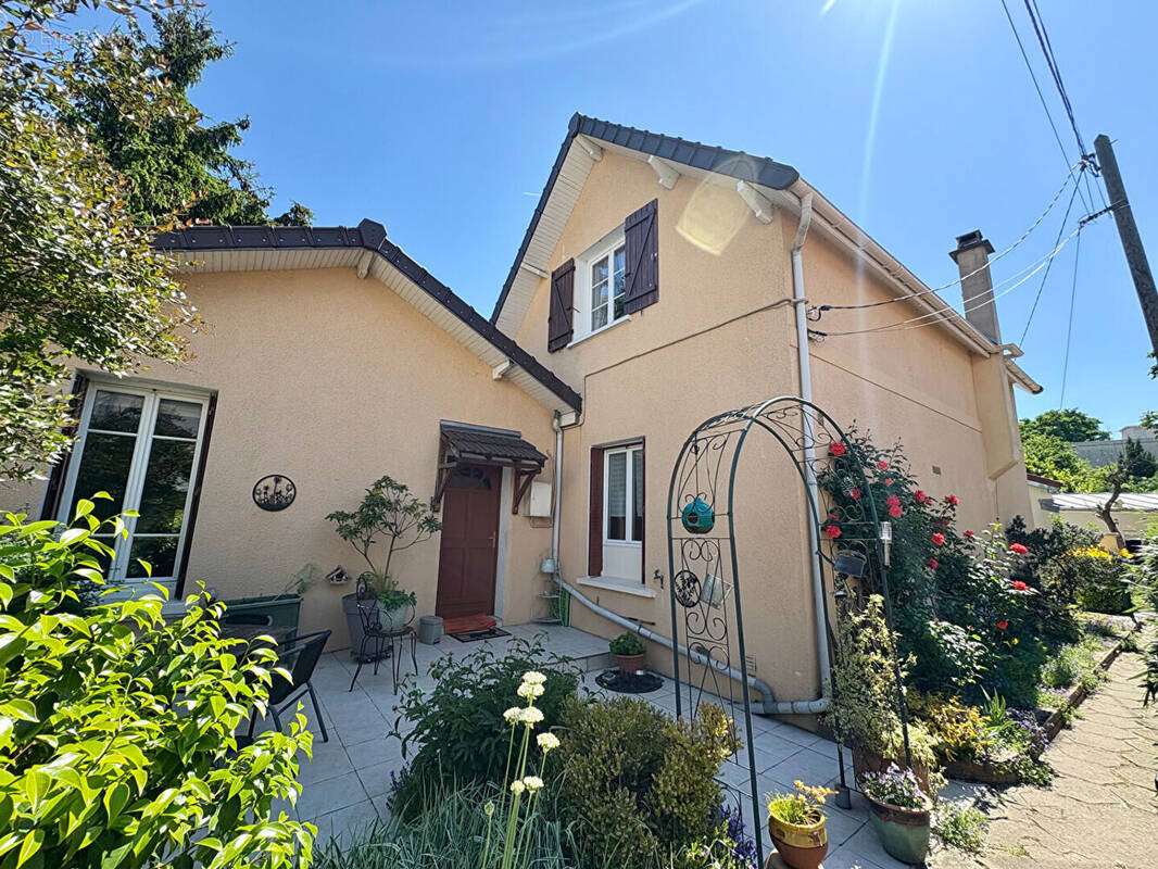 Maison à LIVRY-GARGAN