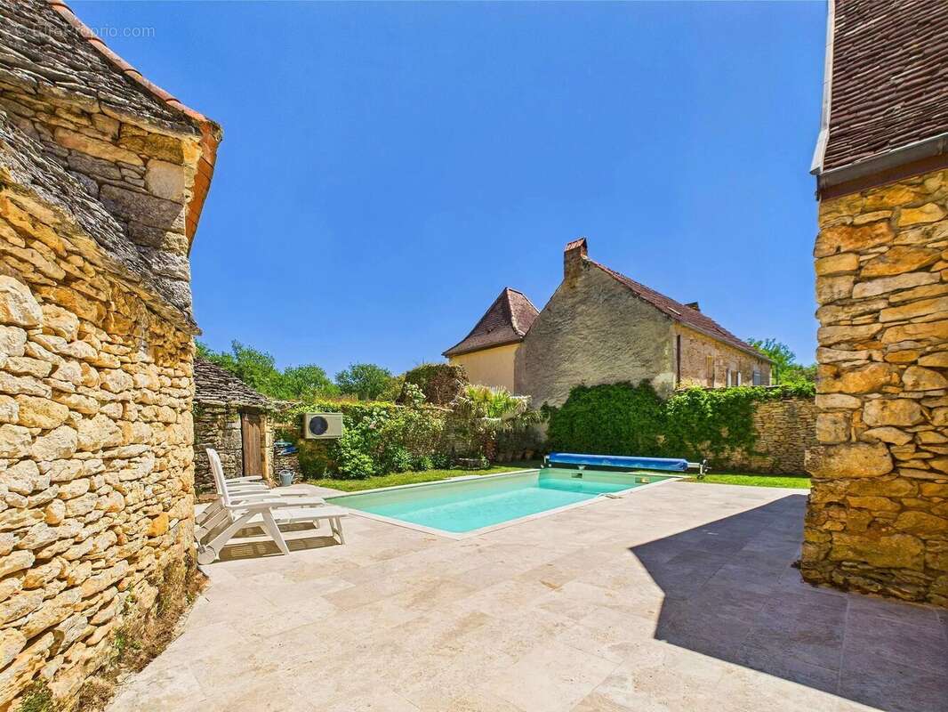 Maison à SAINT-CYPRIEN