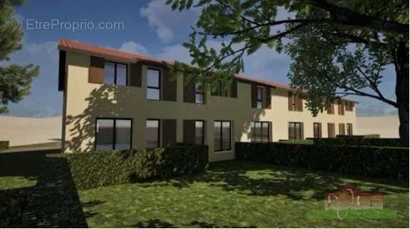 Maison à EYZIN-PINET