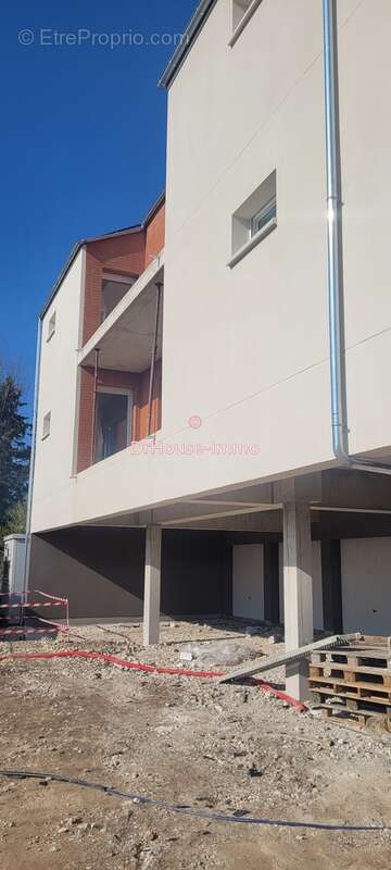 Appartement à SAINT-PRYVE-SAINT-MESMIN