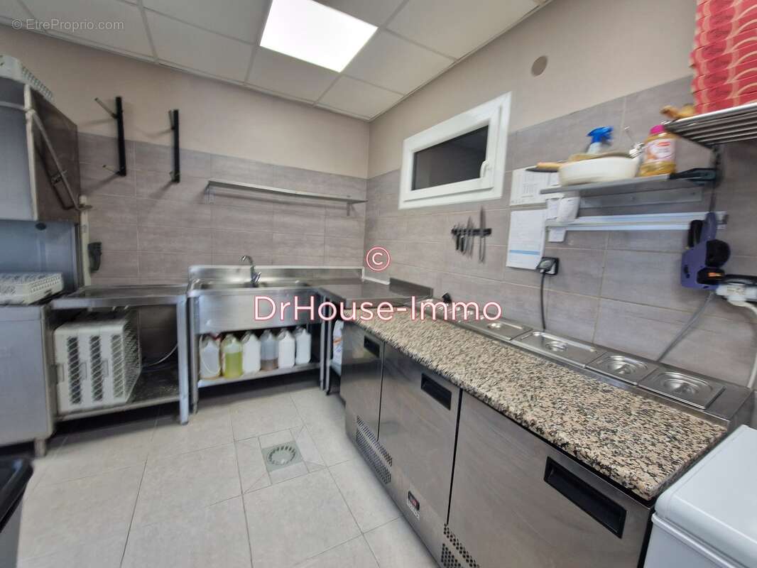 Commerce à CHATILLON-SAINT-JEAN