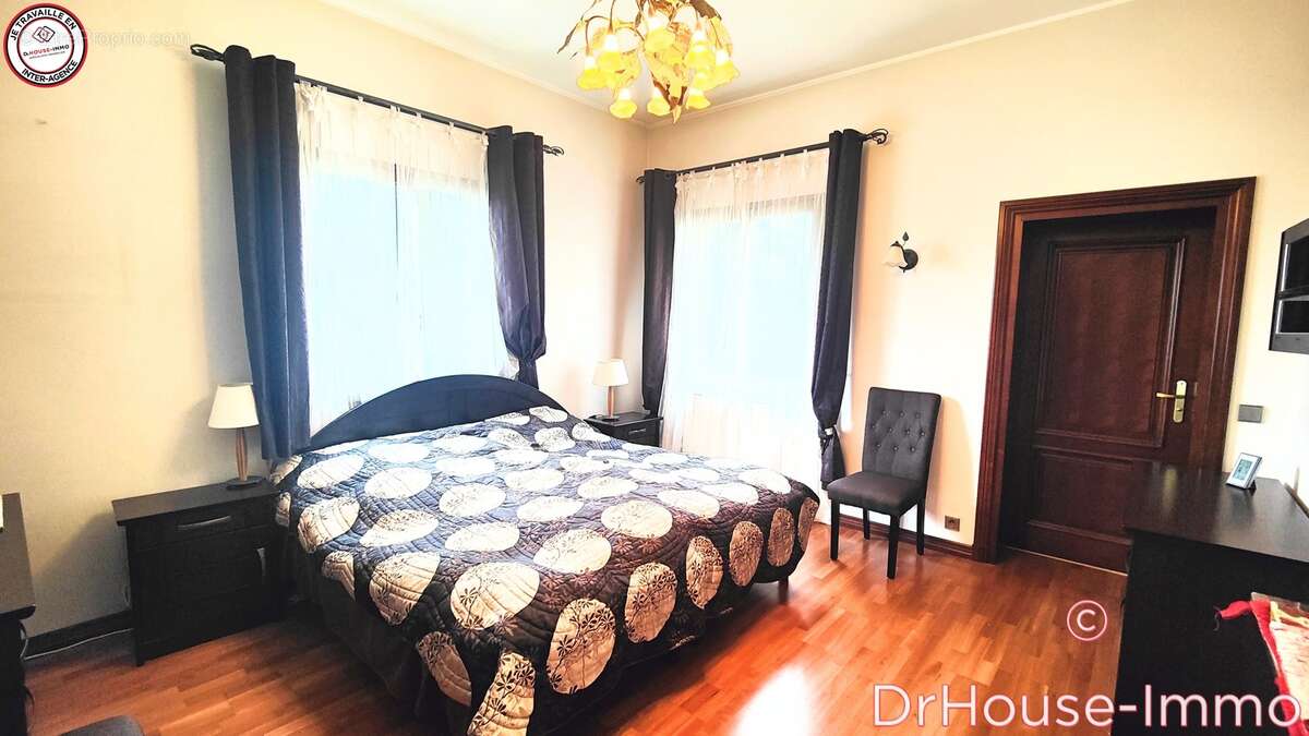 Maison à LOUVECIENNES