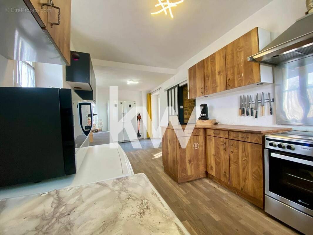 Maison à SAINT-VAURY