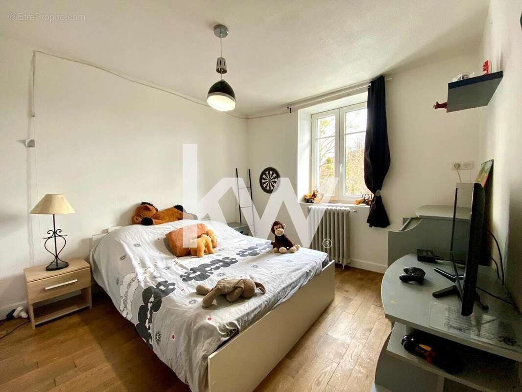 Maison à SAINT-VAURY