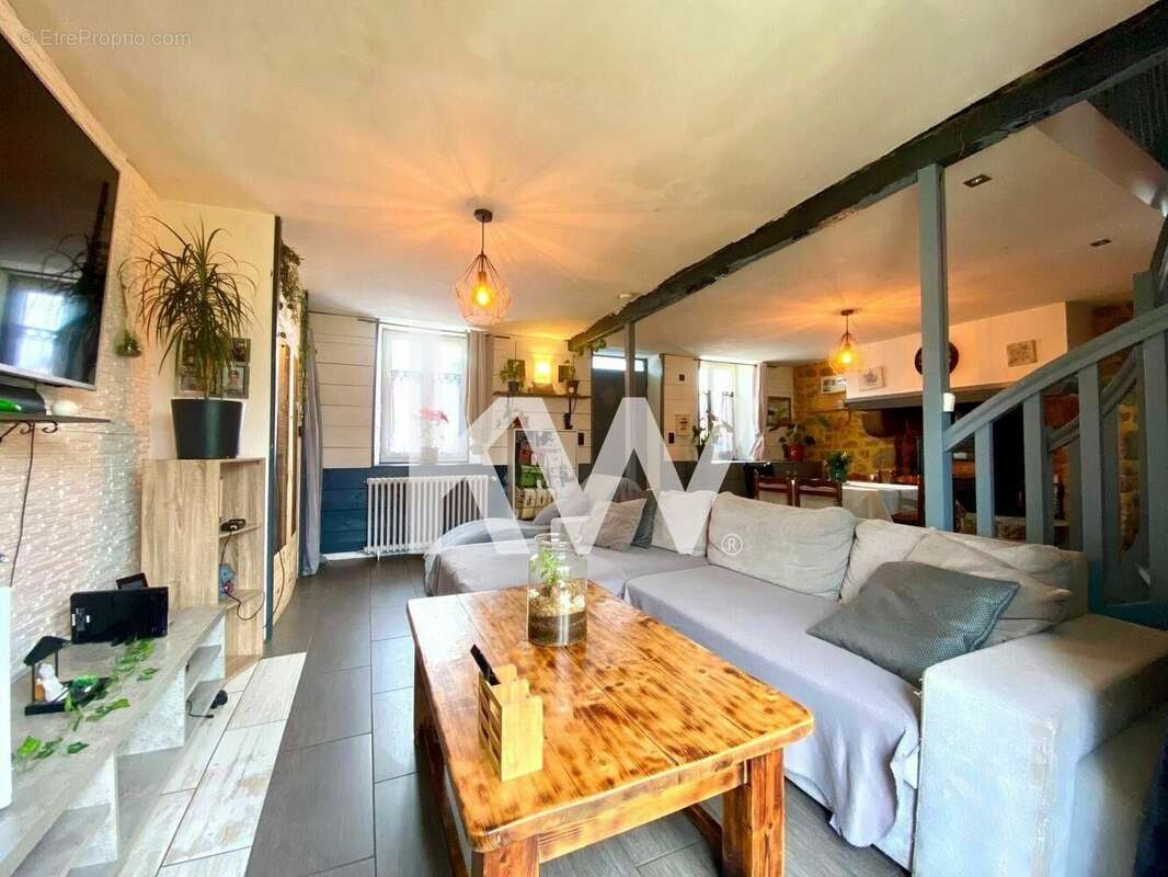 Maison à SAINT-VAURY