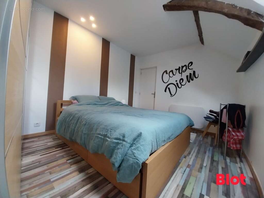 Maison à MINIAC-MORVAN