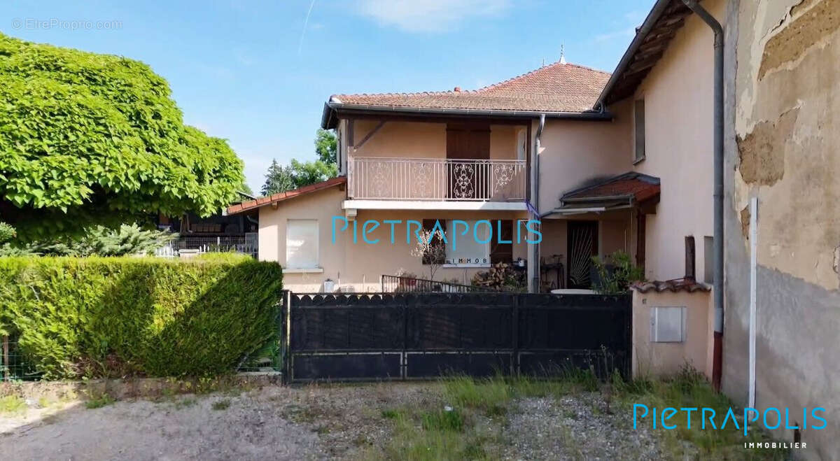 Appartement à VILLARS-LES-DOMBES