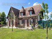 Maison à PONT-L&#039;EVEQUE