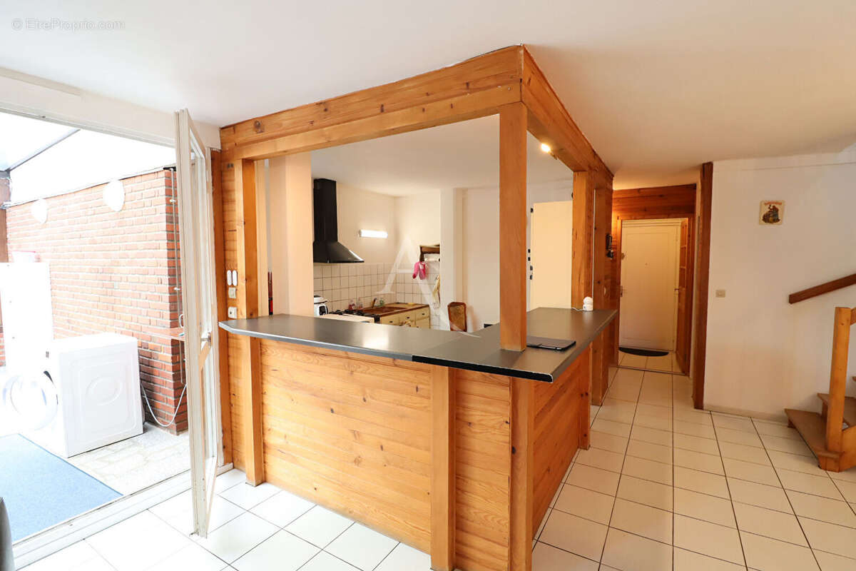 Maison à VAL-DE-REUIL