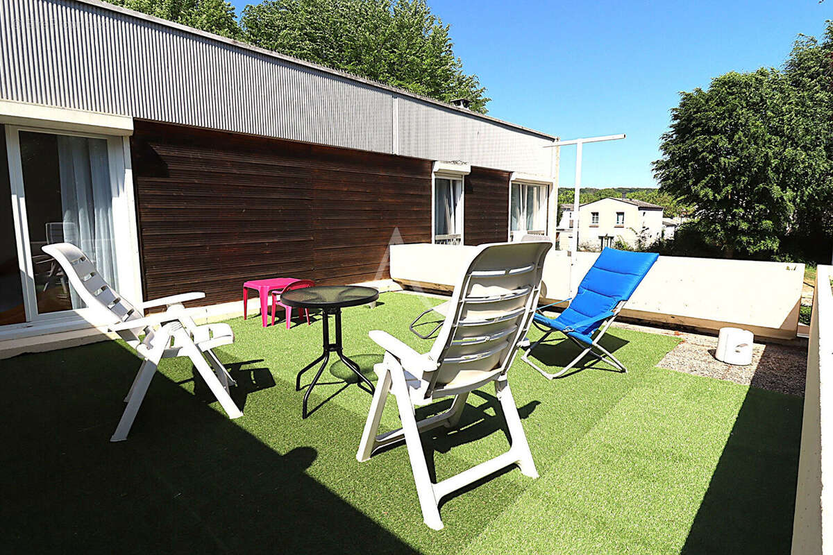 Maison à VAL-DE-REUIL