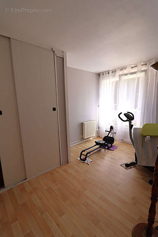 Maison à VAL-DE-REUIL