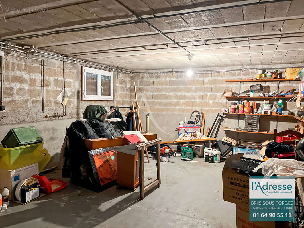 Maison à BRIIS-SOUS-FORGES