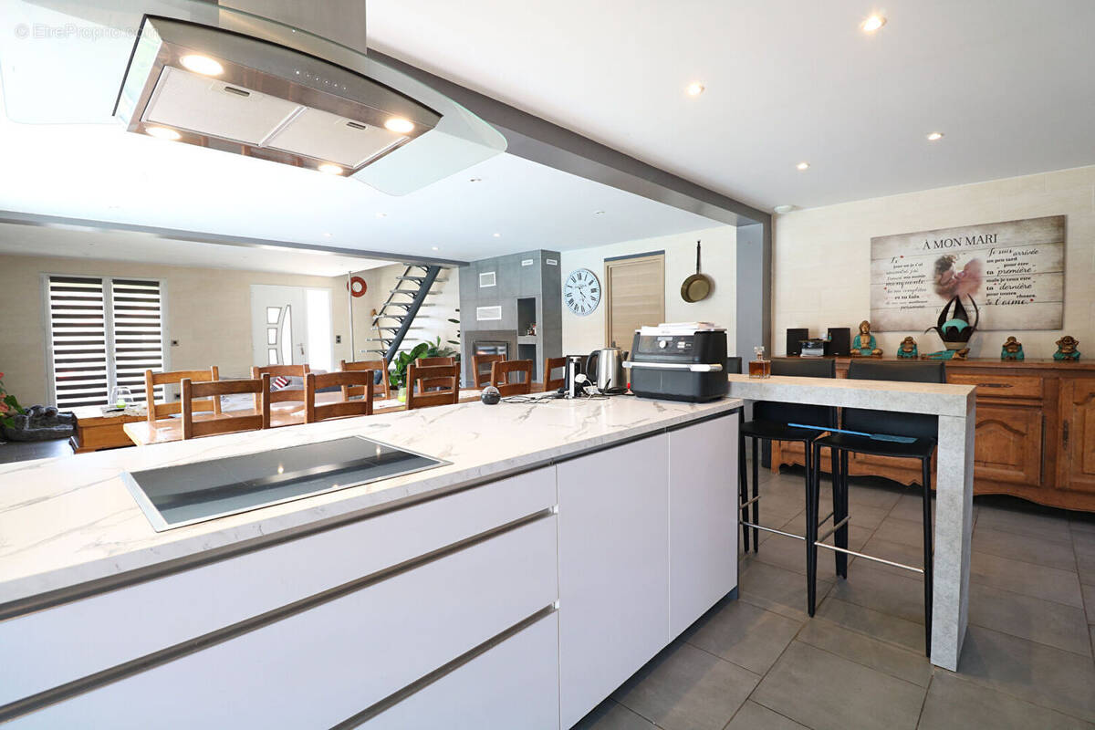 Maison à SAINT-CYPRIEN