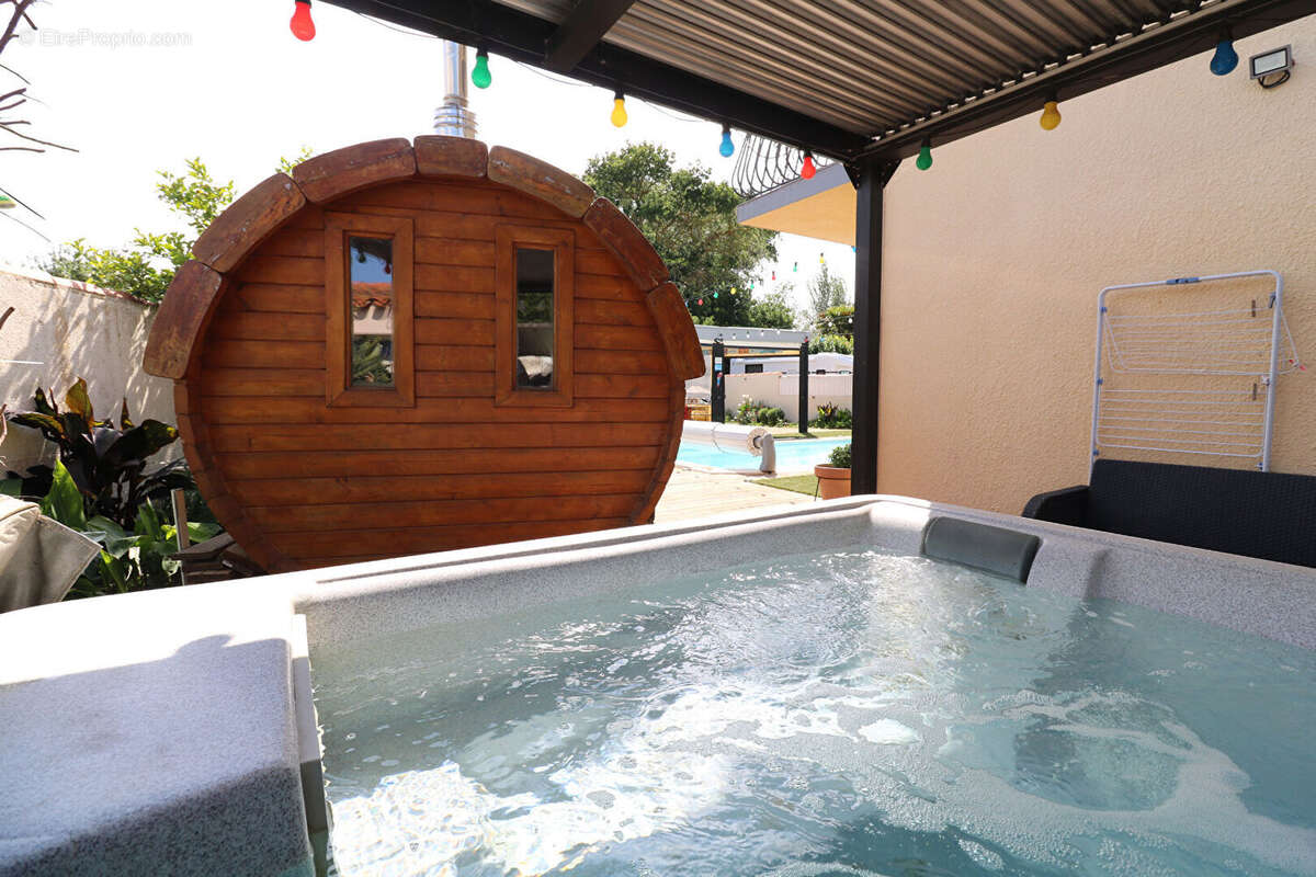 Maison à SAINT-CYPRIEN