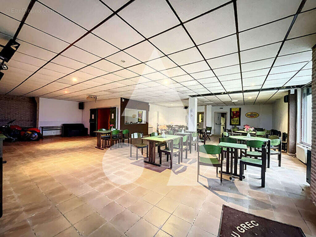 Commerce à CONDE-SUR-L&#039;ESCAUT