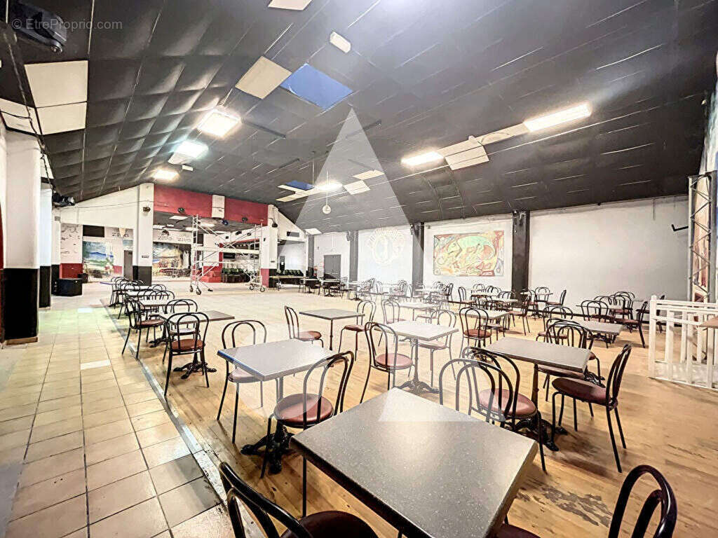 Commerce à CONDE-SUR-L&#039;ESCAUT