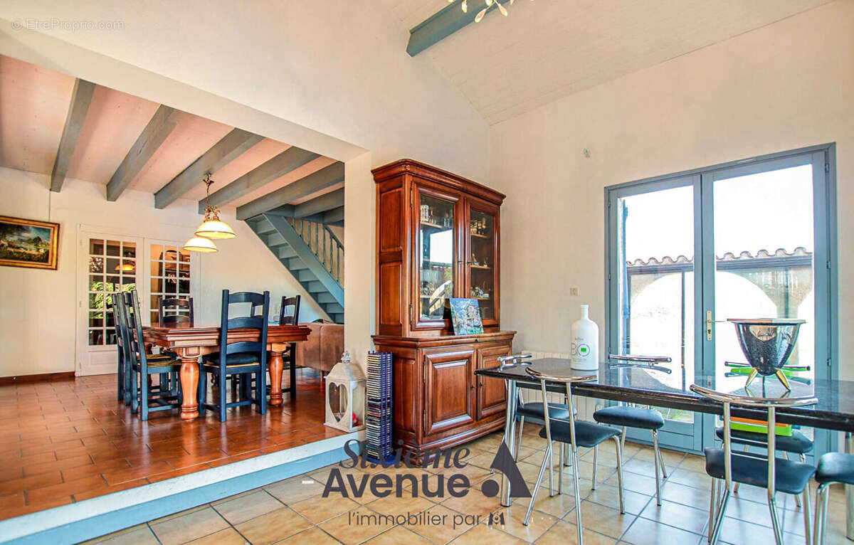 Maison à LABASTIDE-SAINT-PIERRE