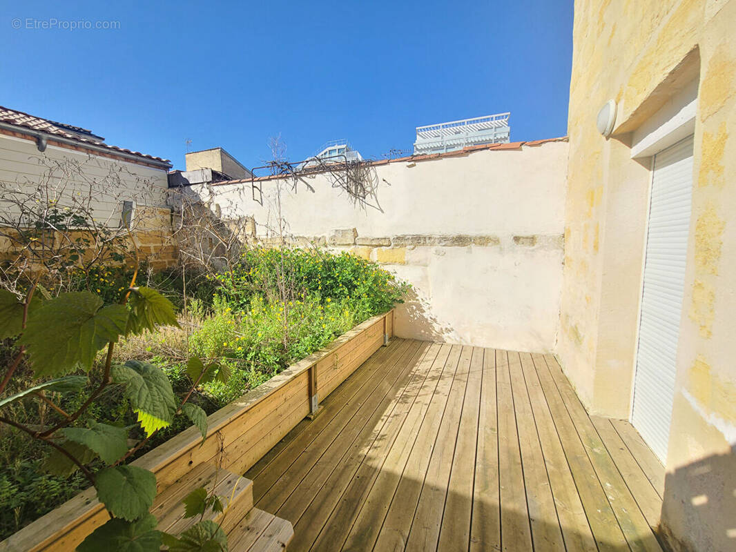 Appartement à BORDEAUX