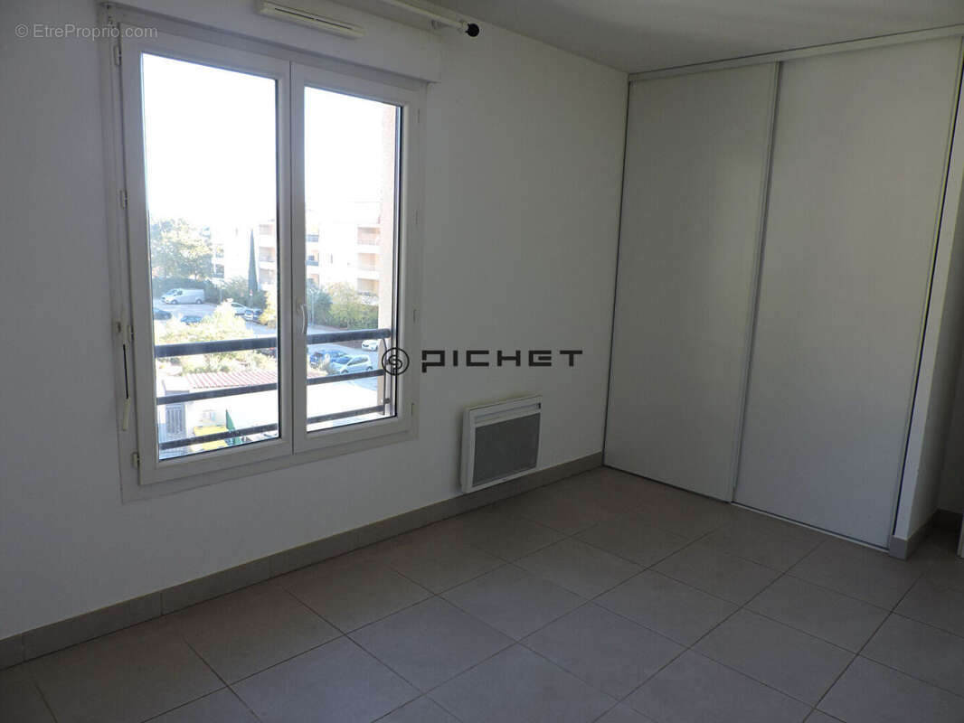 Appartement à LE LUC