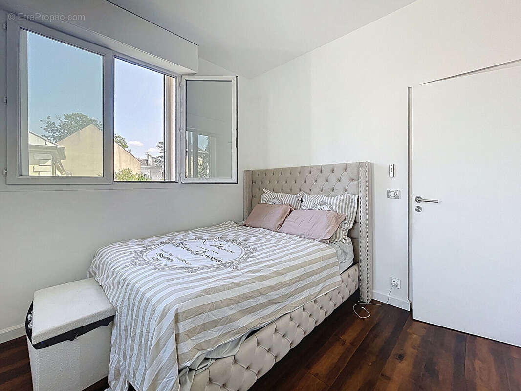 Maison à LIMEIL-BREVANNES