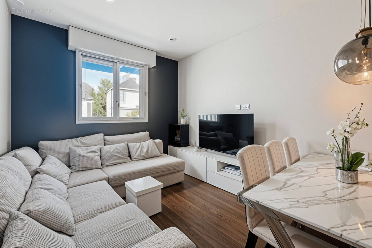 Maison à LIMEIL-BREVANNES