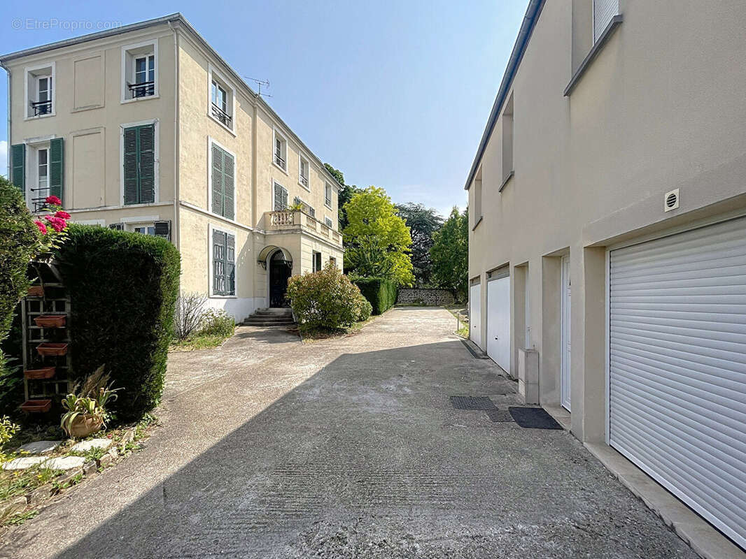 Maison à LIMEIL-BREVANNES