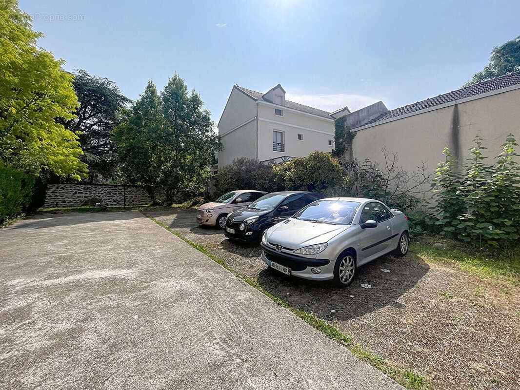 Maison à LIMEIL-BREVANNES