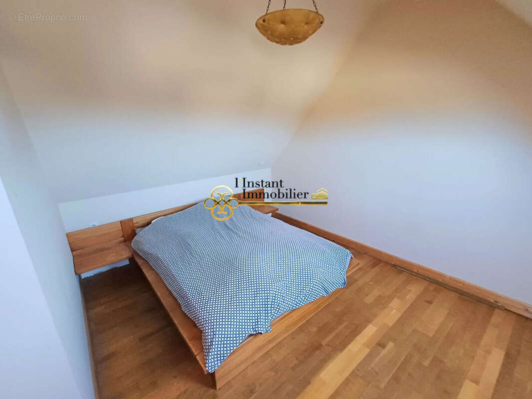 Maison à PLOUEGAT-GUERAND