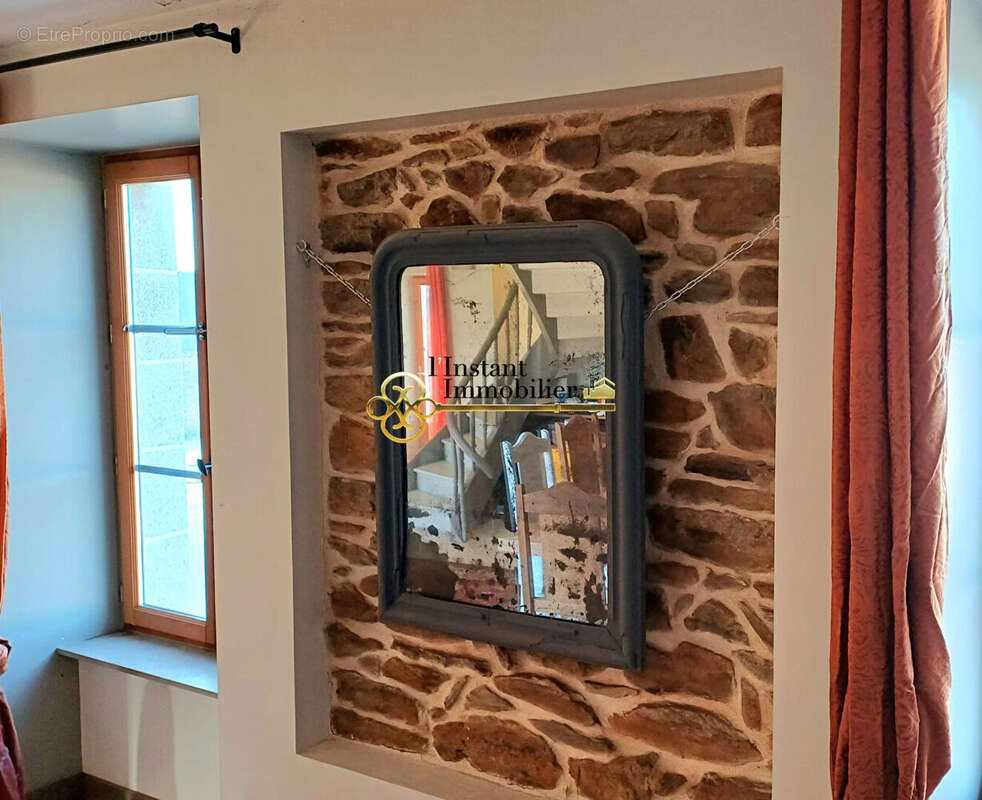 Maison à PLOUEGAT-GUERAND