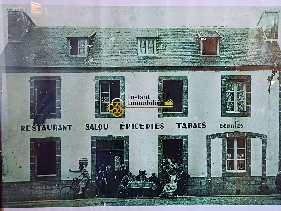 Maison à PLOUEGAT-GUERAND