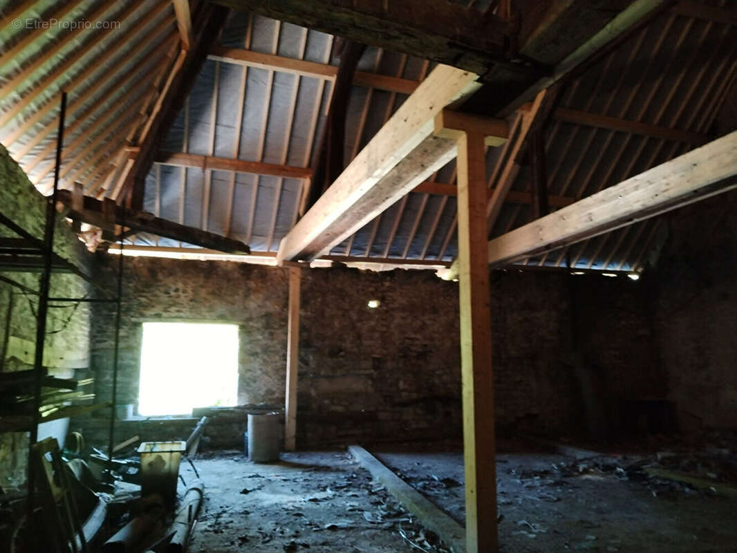 Appartement à SALINS-LES-BAINS