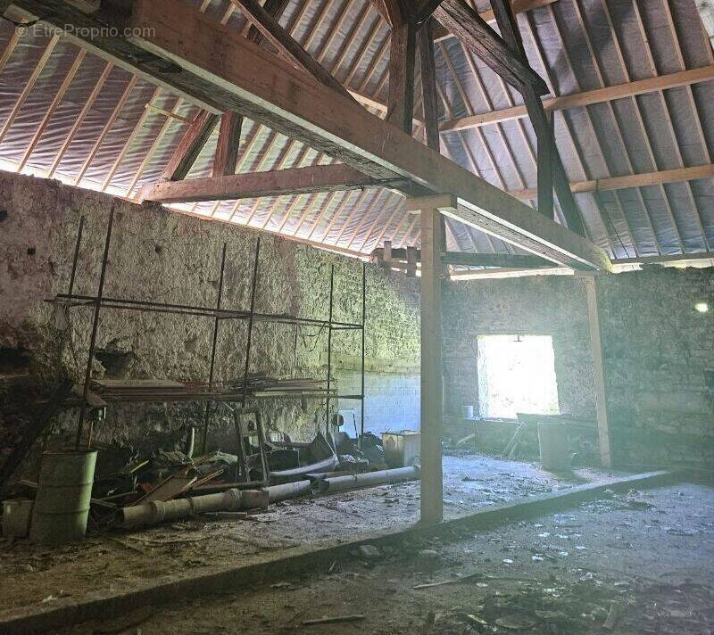 Appartement à SALINS-LES-BAINS