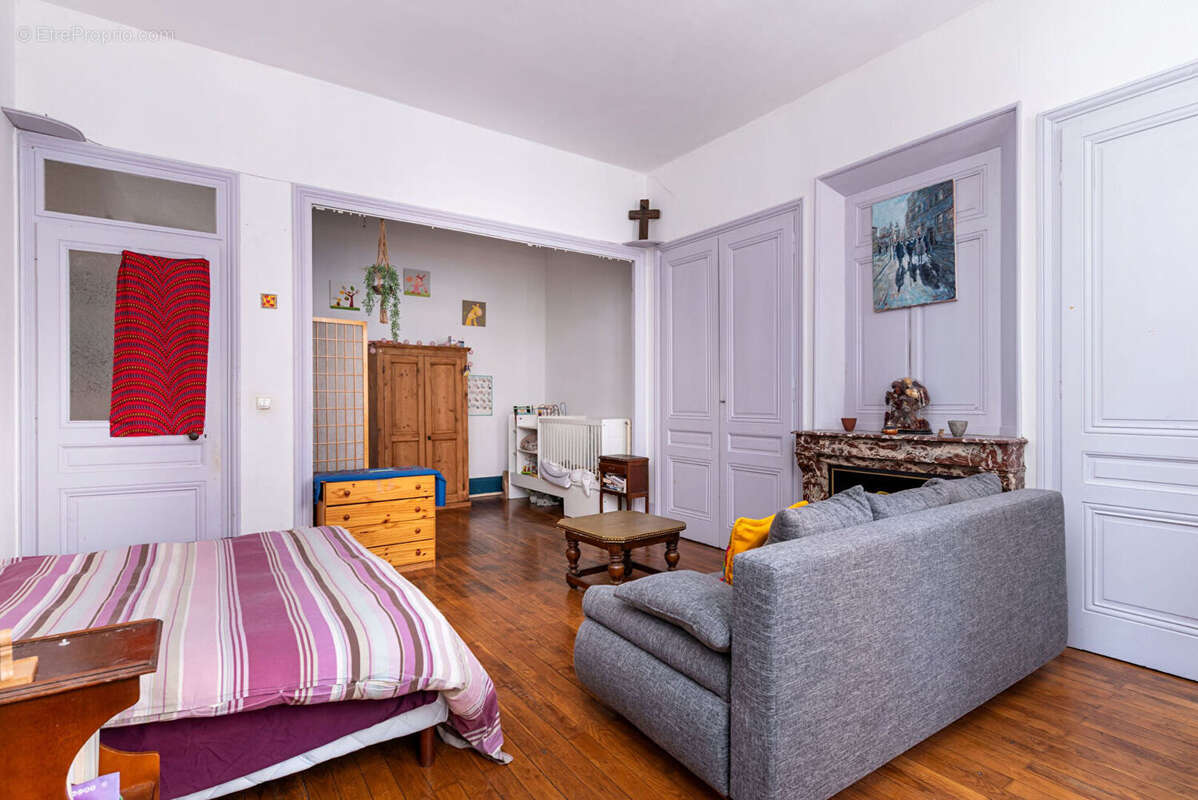 Appartement à LYON-1E