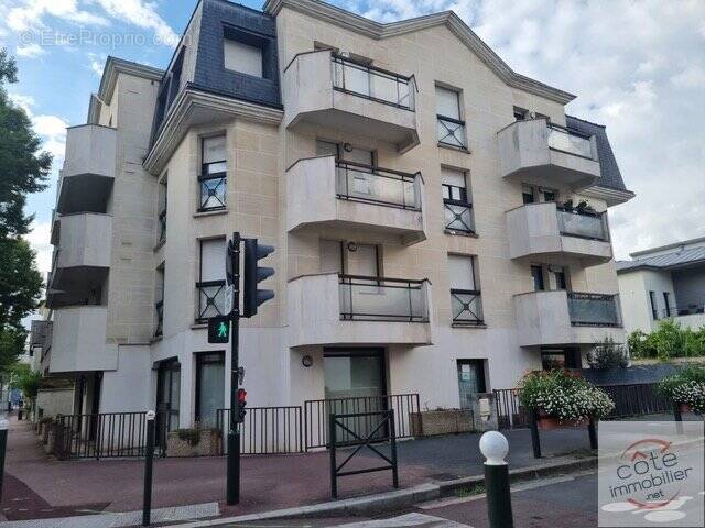 Appartement à BOURG-LA-REINE