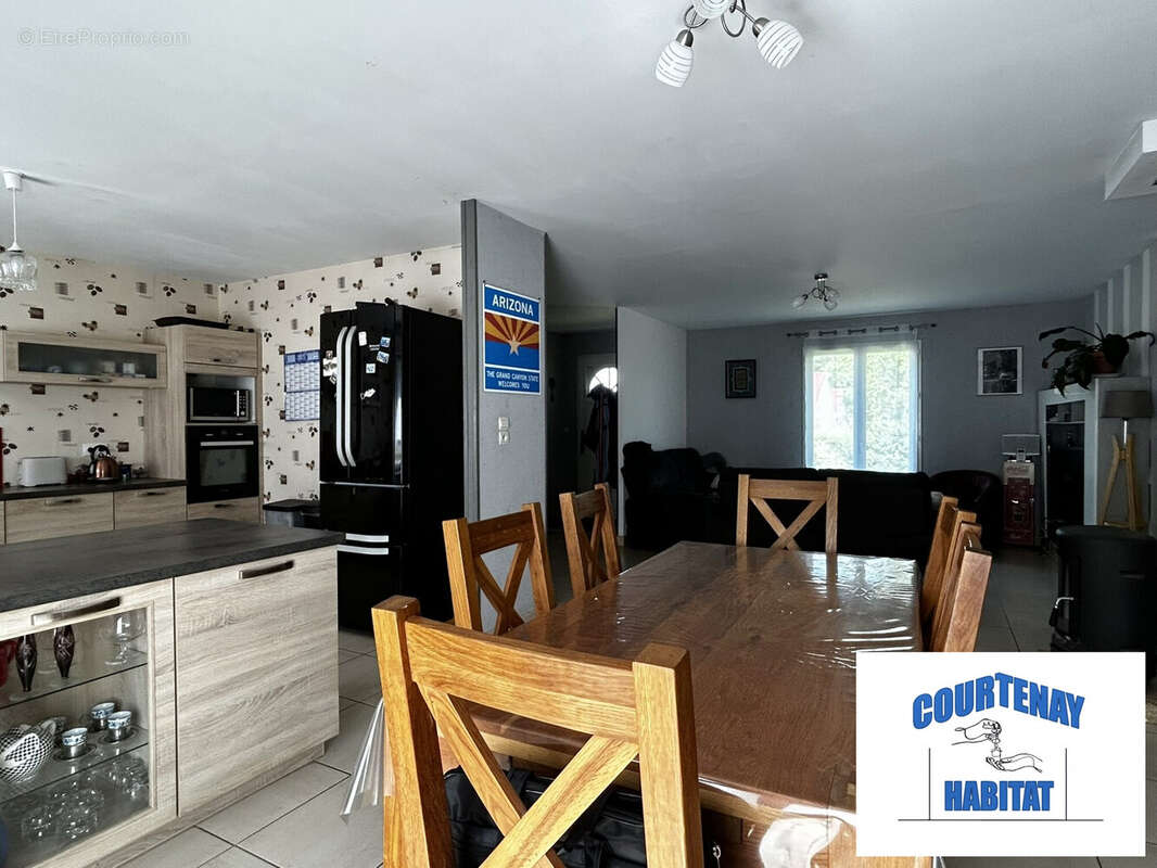 Maison à SAVIGNY-SUR-CLAIRIS