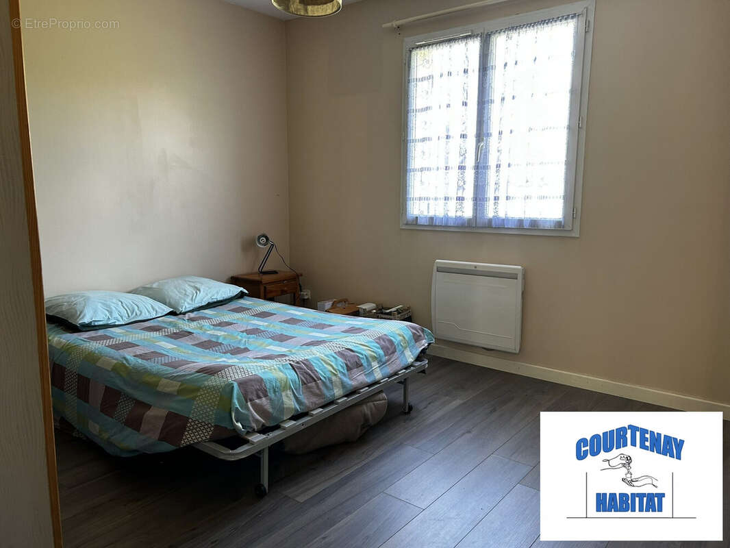 Maison à SAVIGNY-SUR-CLAIRIS