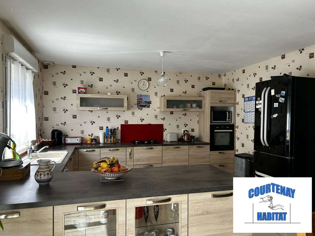 Maison à SAVIGNY-SUR-CLAIRIS