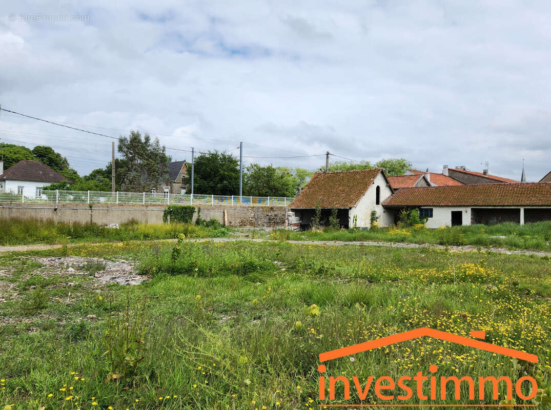 Terrain à HESDIGNEUL-LES-BOULOGNE