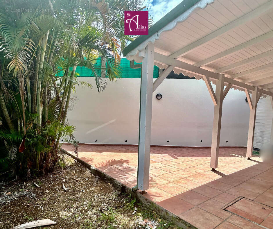 Appartement à LE GOSIER