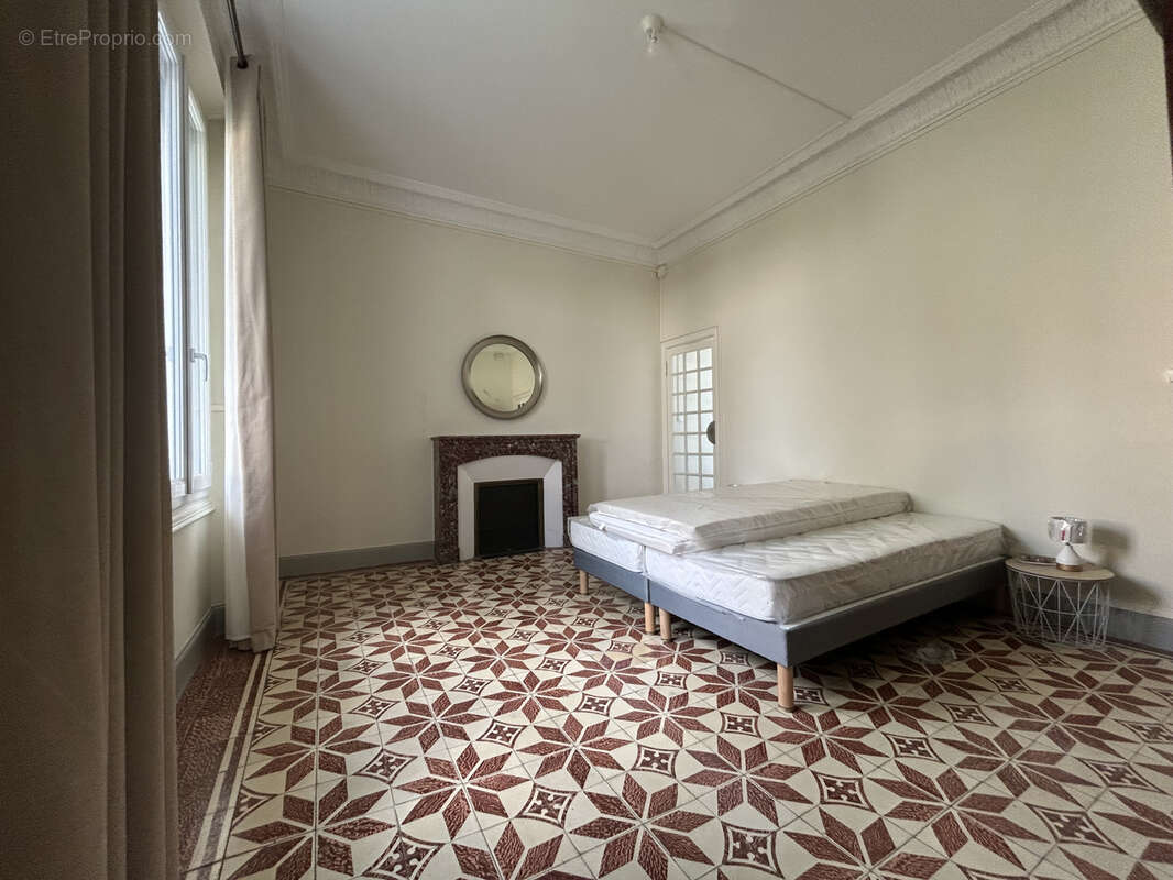 Maison à LEZIGNAN-CORBIERES