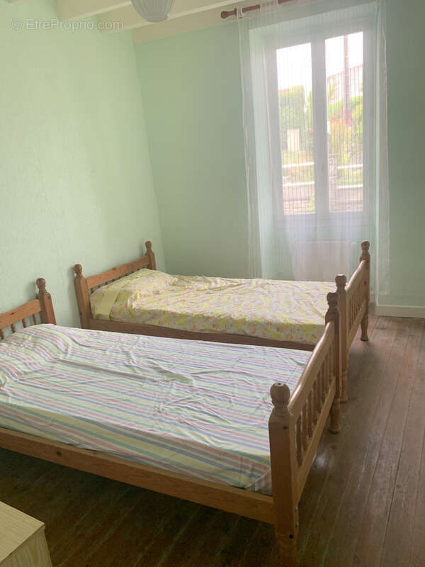 Maison à FONTAINE-CHALENDRAY