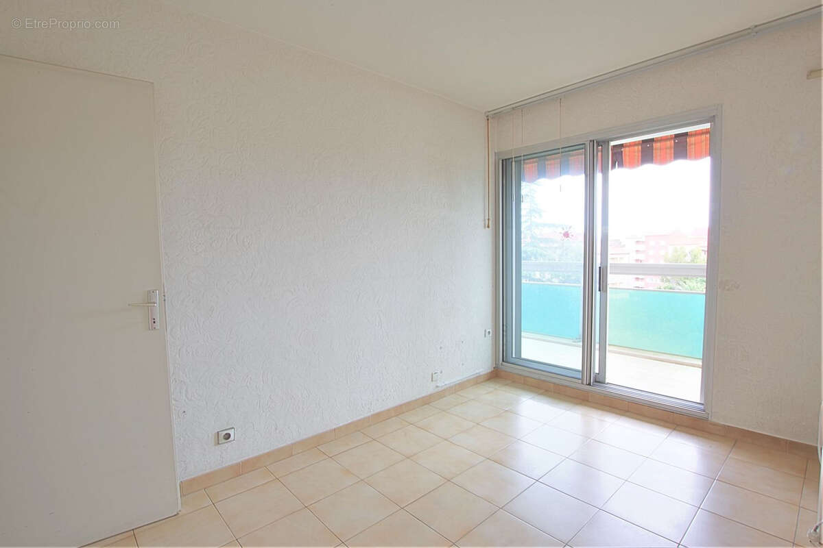 Appartement à HYERES